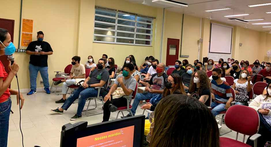 EPSJV inicia as aulas do prévestibular